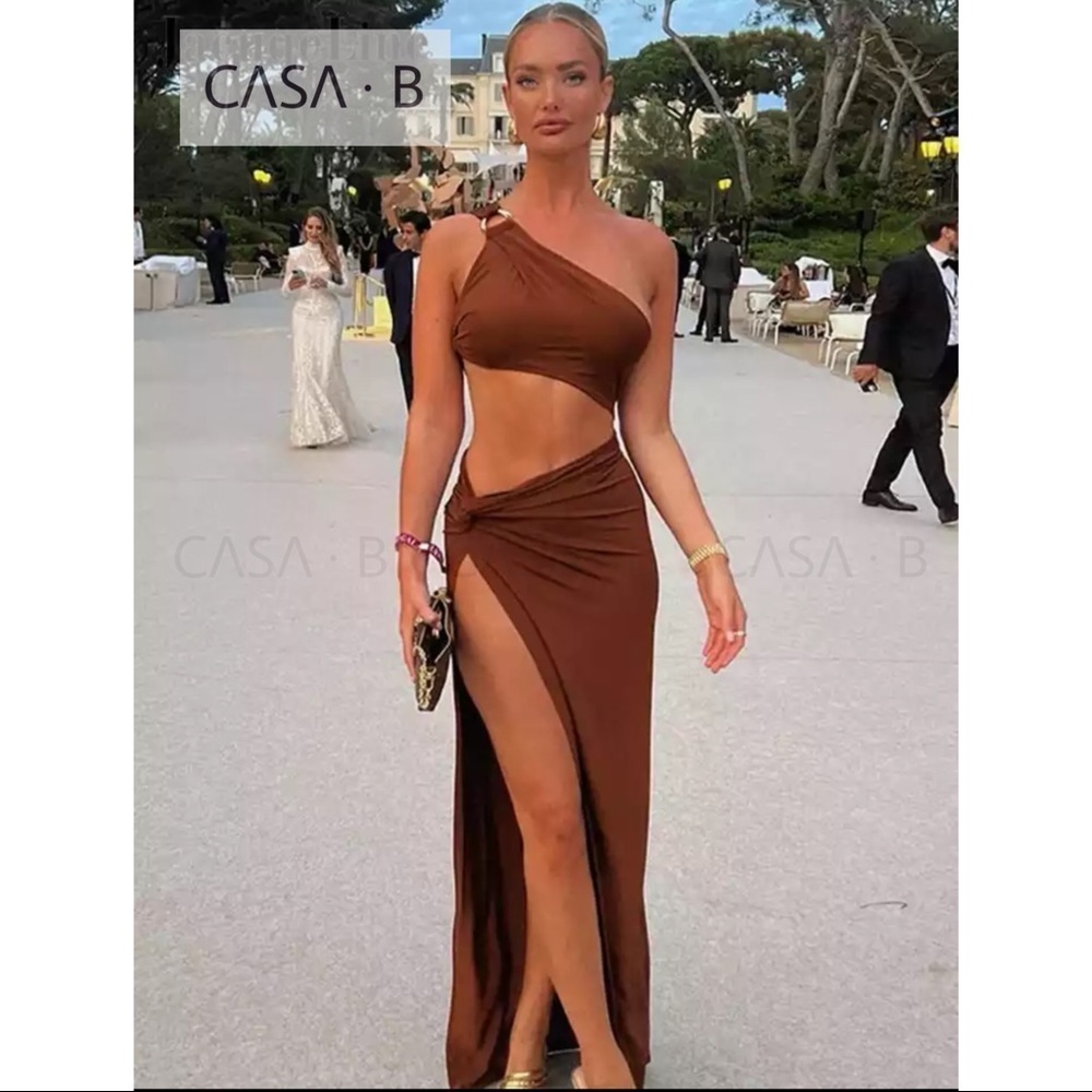 CASA B| Skylar Side Cut-Out High Slit Maxi Dress - Picture 5 of 14